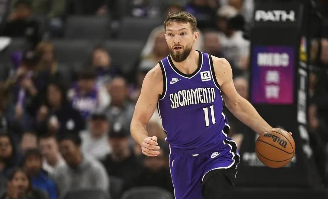 湖人险胜日本男篮，萨博尼斯关键制胜的简单介绍