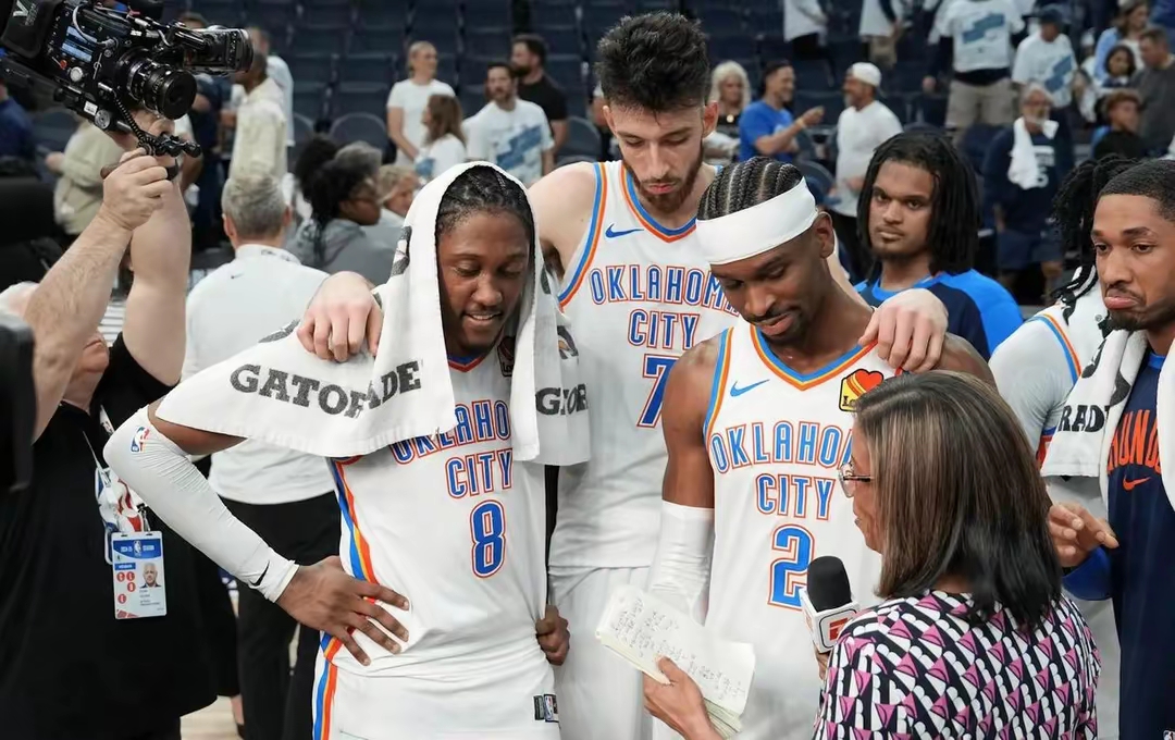 包含步行者绝杀雷霆，丹尼·格林制霸全场的词条