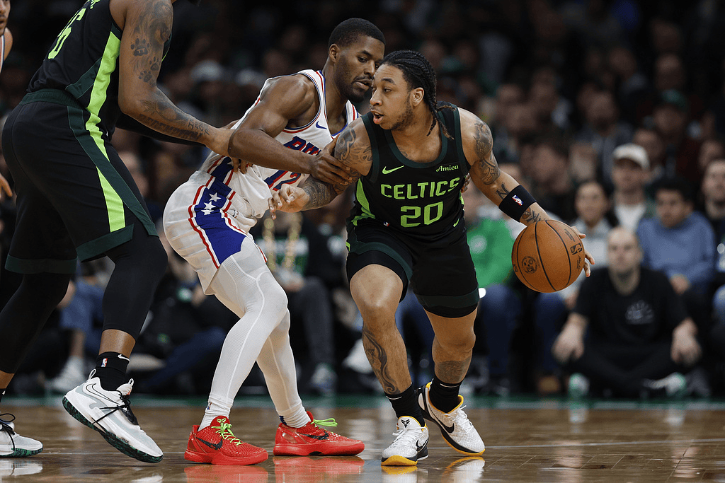 快船完胜南韩男篮，布克一己之力扛起全队