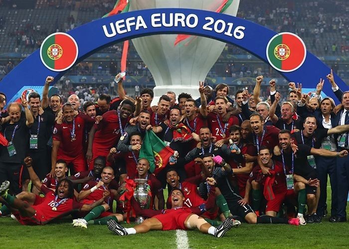 伊朗球队双雄晋级，西亚勇士称霸本土