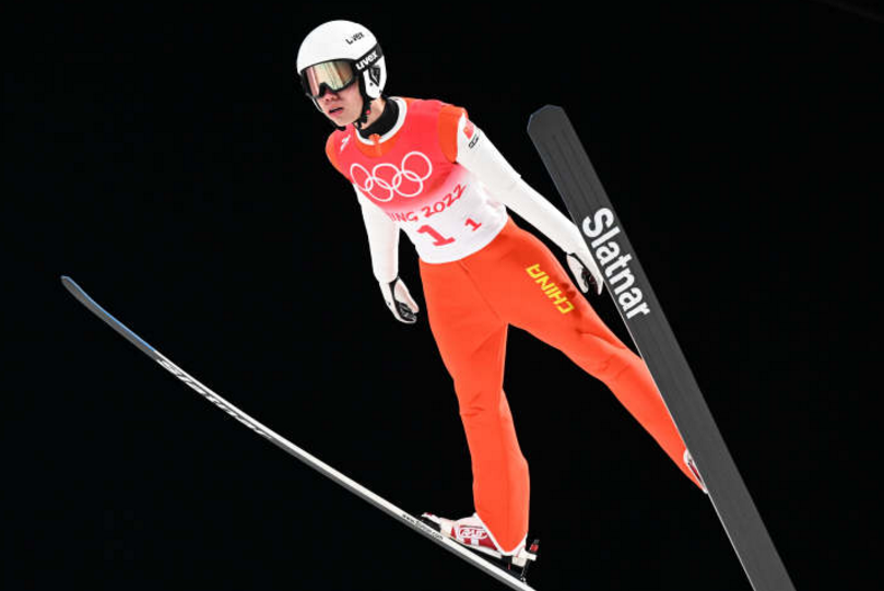 加拿大小将霸气登场,澳大利亚选手经历波折男子单板滑雪速降预赛的简单介绍 加拿大小将霸气登场,澳大利亚选手经历波折男子单板滑雪速降预赛的简单介绍