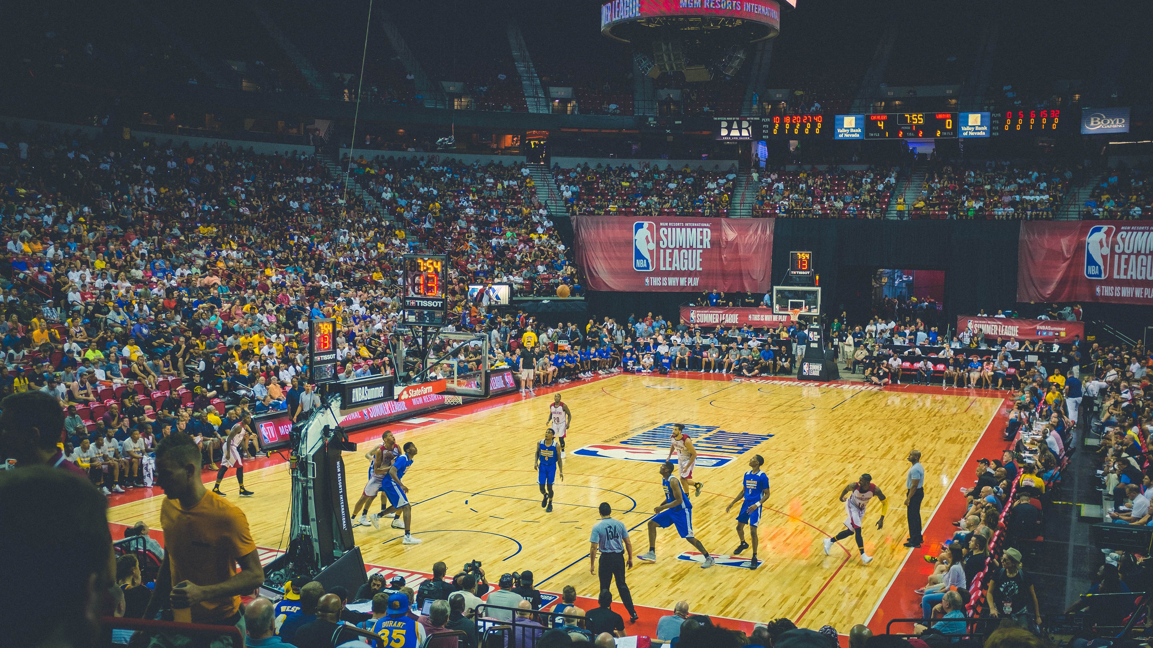 年度焦点之战之夜,伦纳德发挥堪称完美