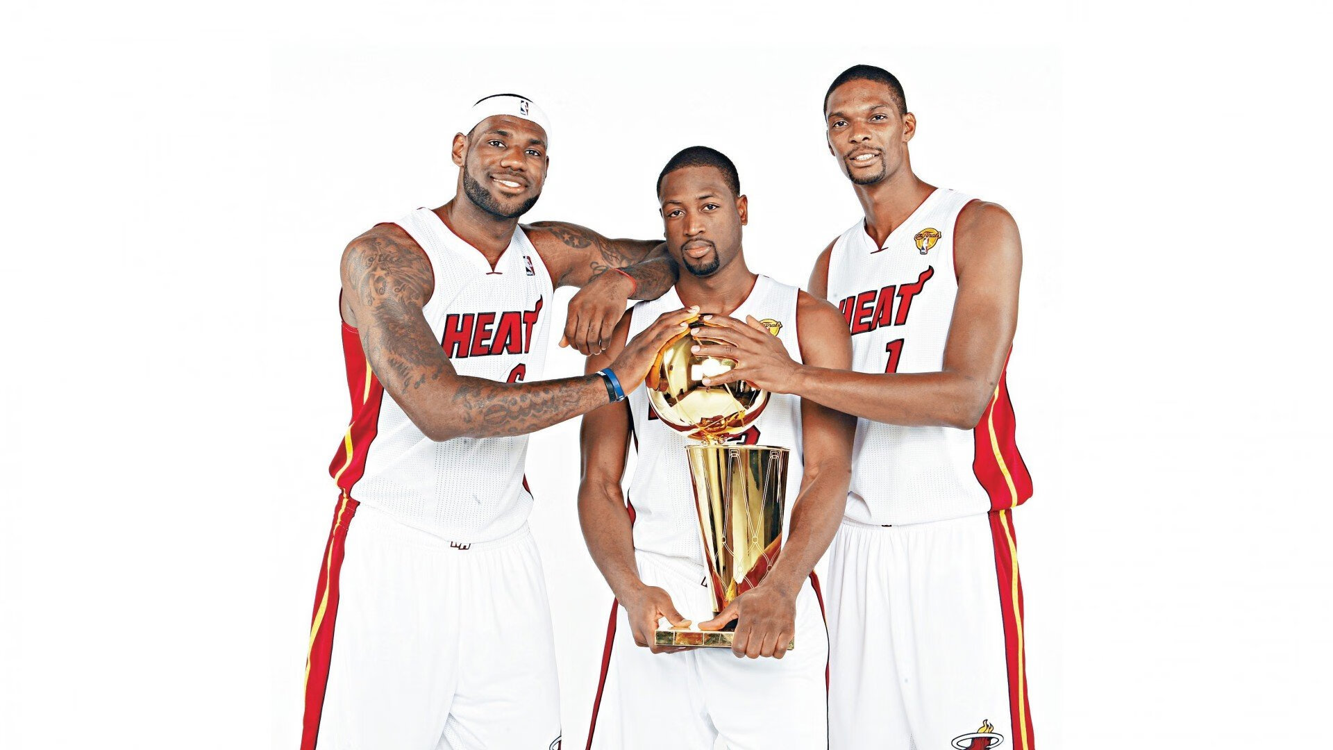 从公牛速胜到欧文接管,篮球世界的双重变奏