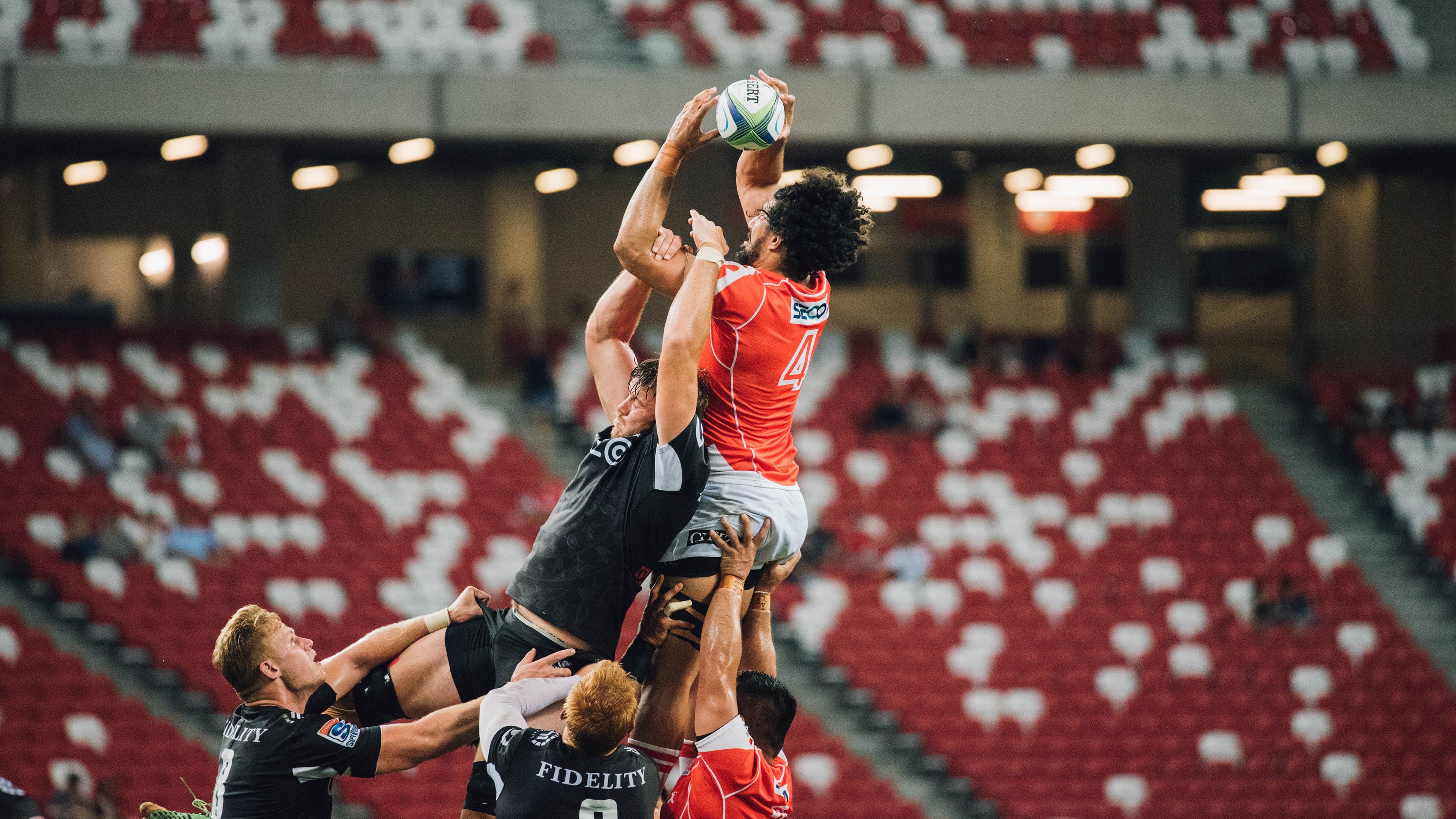 橙色的王座，当迈凯伦碾压索伯，皮亚斯特里如何在围场刻下唯一不可复制的传奇